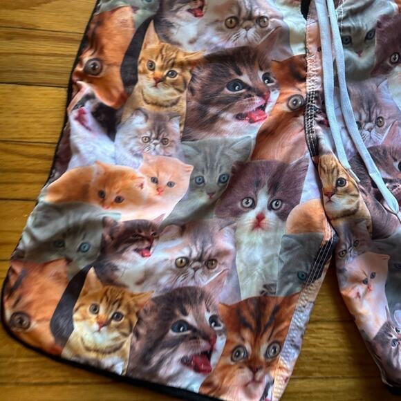 Bioworld Swim Trunks Kitten Lined Hybrid Board Shorts Drawstring - Picture 2 of 8